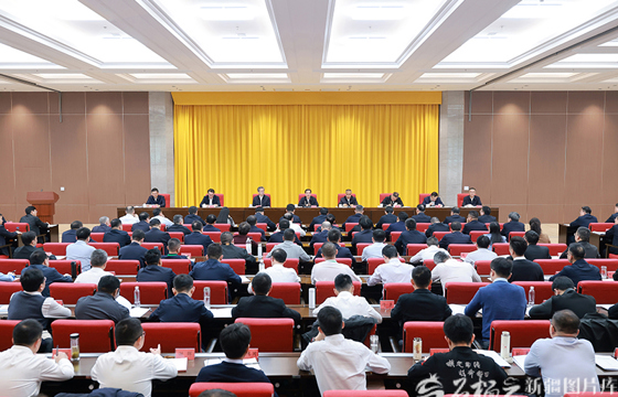 陳小江在第十二批省市錯時(shí)輪換援疆骨干歡迎大會(huì )暨培訓班開(kāi)班式上強調 接續做好新時(shí)代對口援疆工作 奮力建設社會(huì )主義現代化新疆